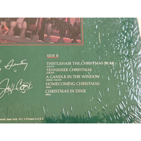 ALABAMA CHRISTMAS LP 1985 RCA ASL1-7014 EMBOSSED COVER Shrink Hyp Sticker VG+ - Picture 5 of 9